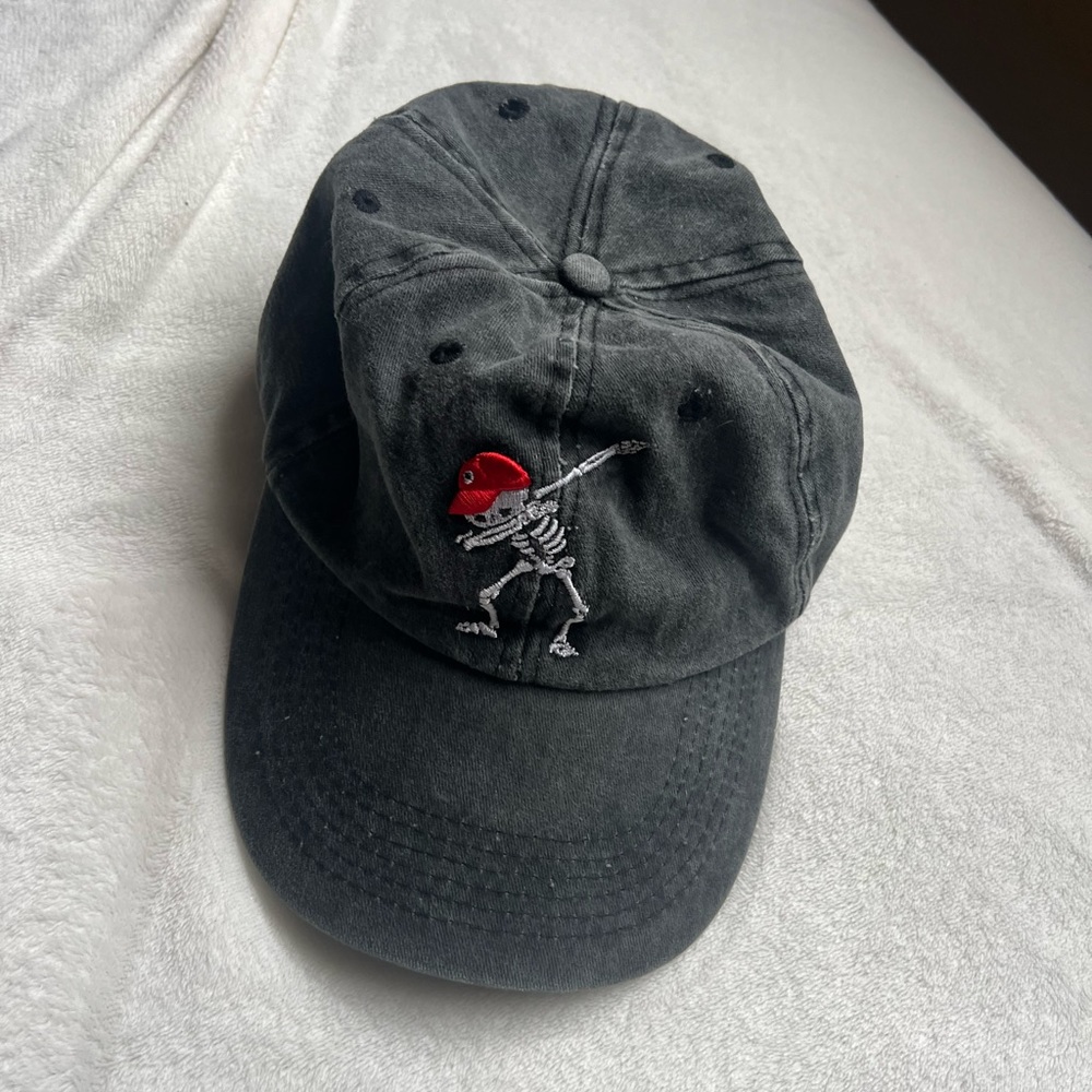 Skeleton Dabbing Baseball Hat